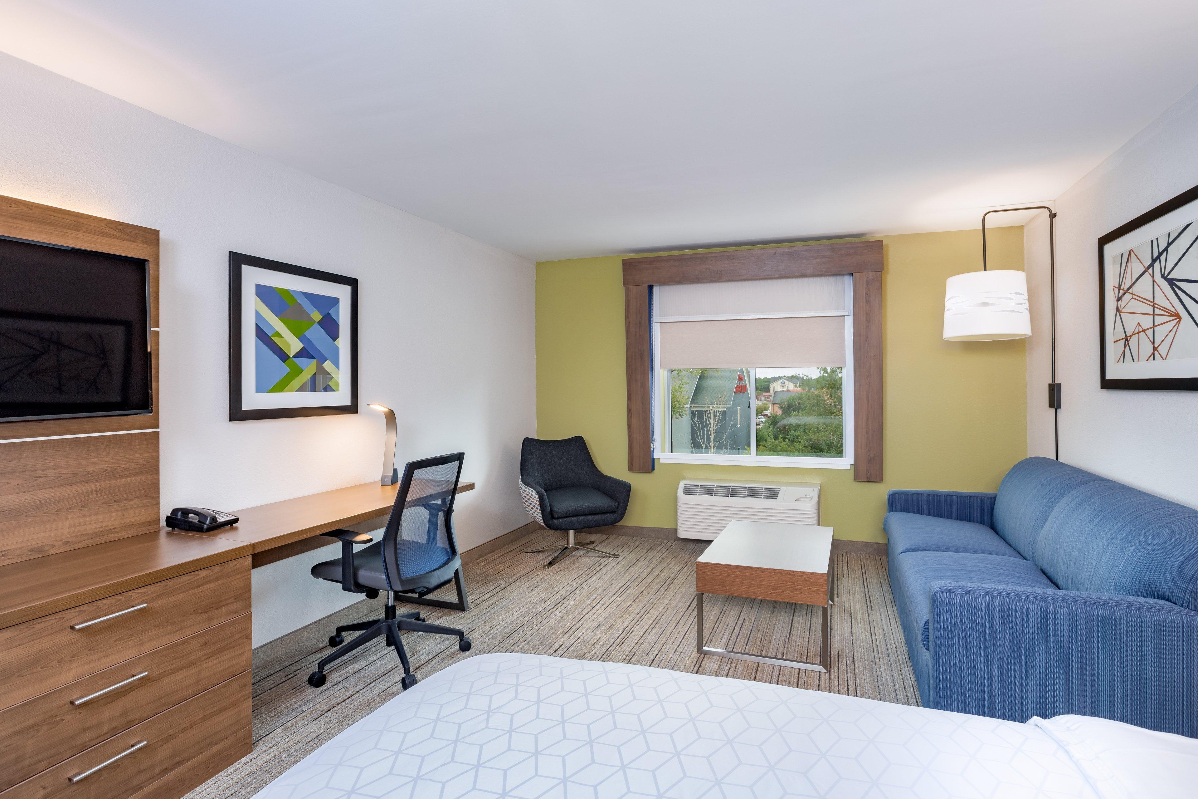 Holiday Inn Express & Suites - Elkhart North By Ihg Екстериор снимка