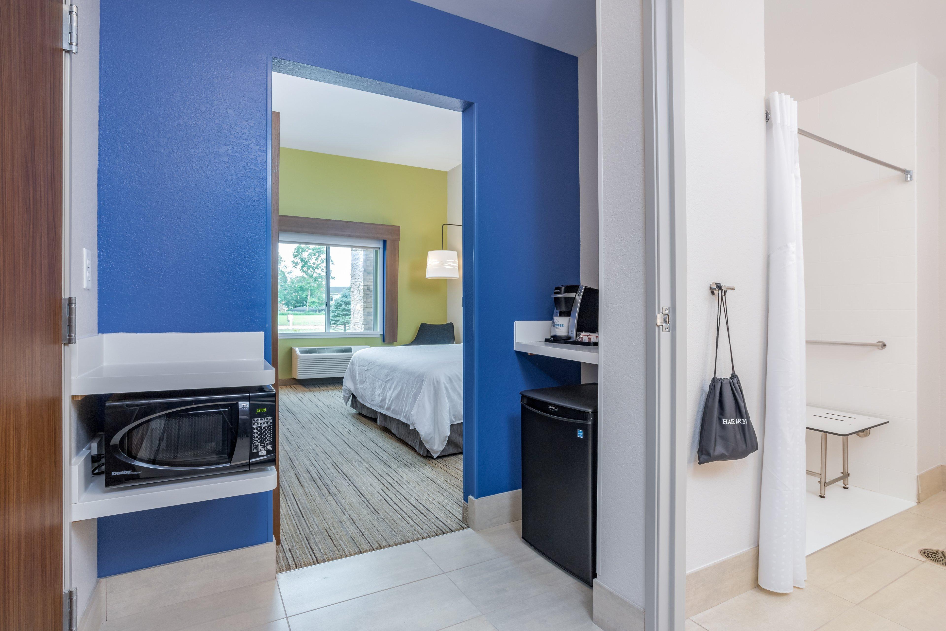 Holiday Inn Express & Suites - Elkhart North By Ihg Екстериор снимка