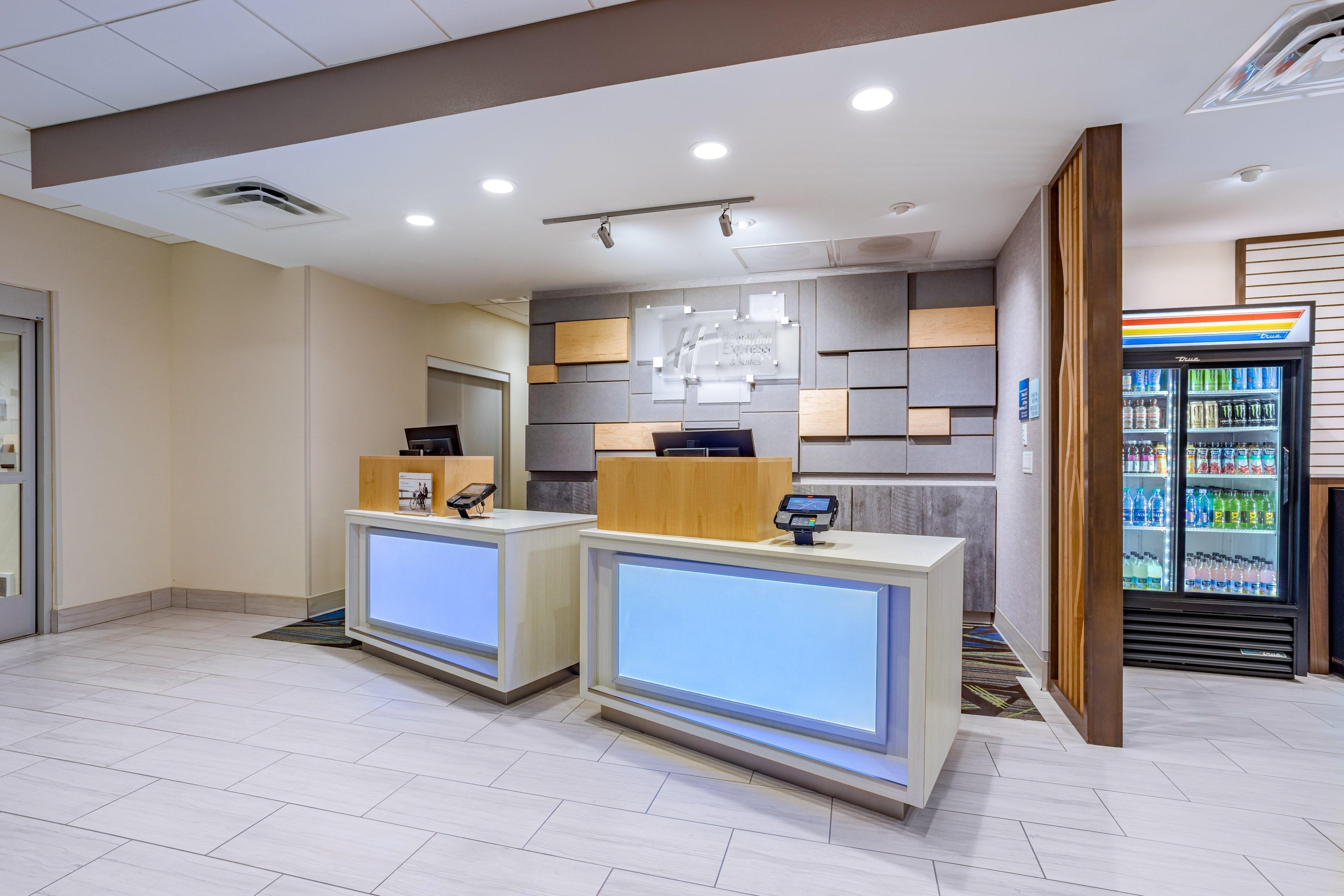 Holiday Inn Express & Suites - Elkhart North By Ihg Екстериор снимка
