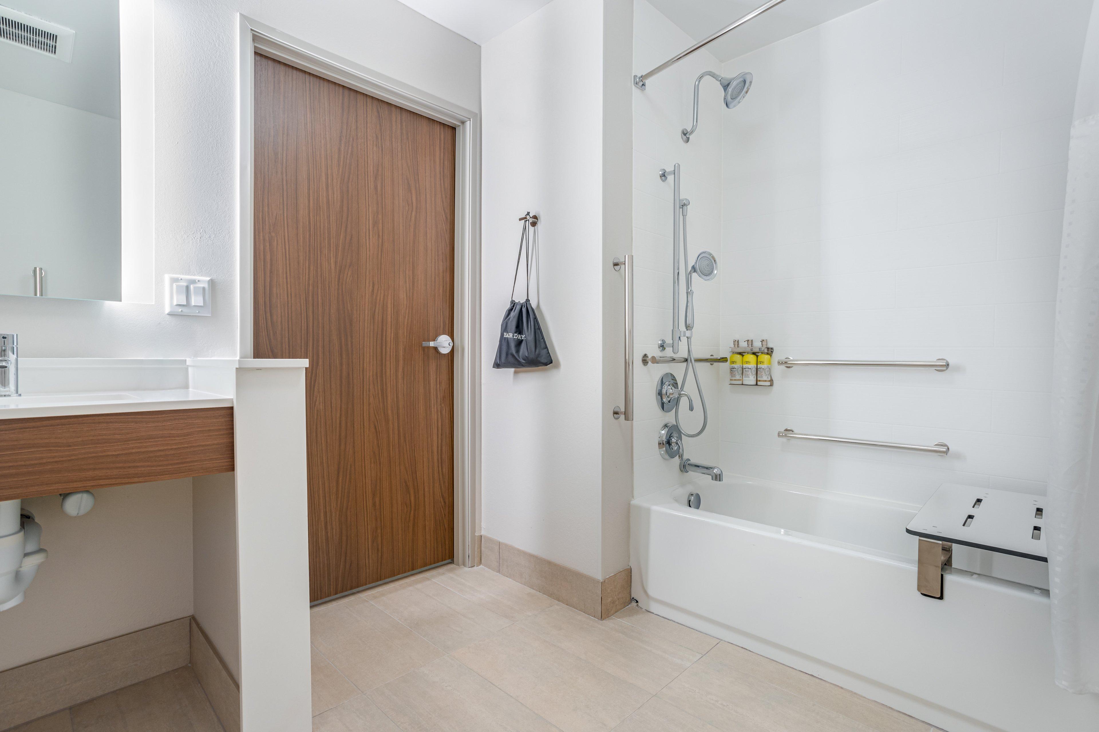 Holiday Inn Express & Suites - Elkhart North By Ihg Екстериор снимка