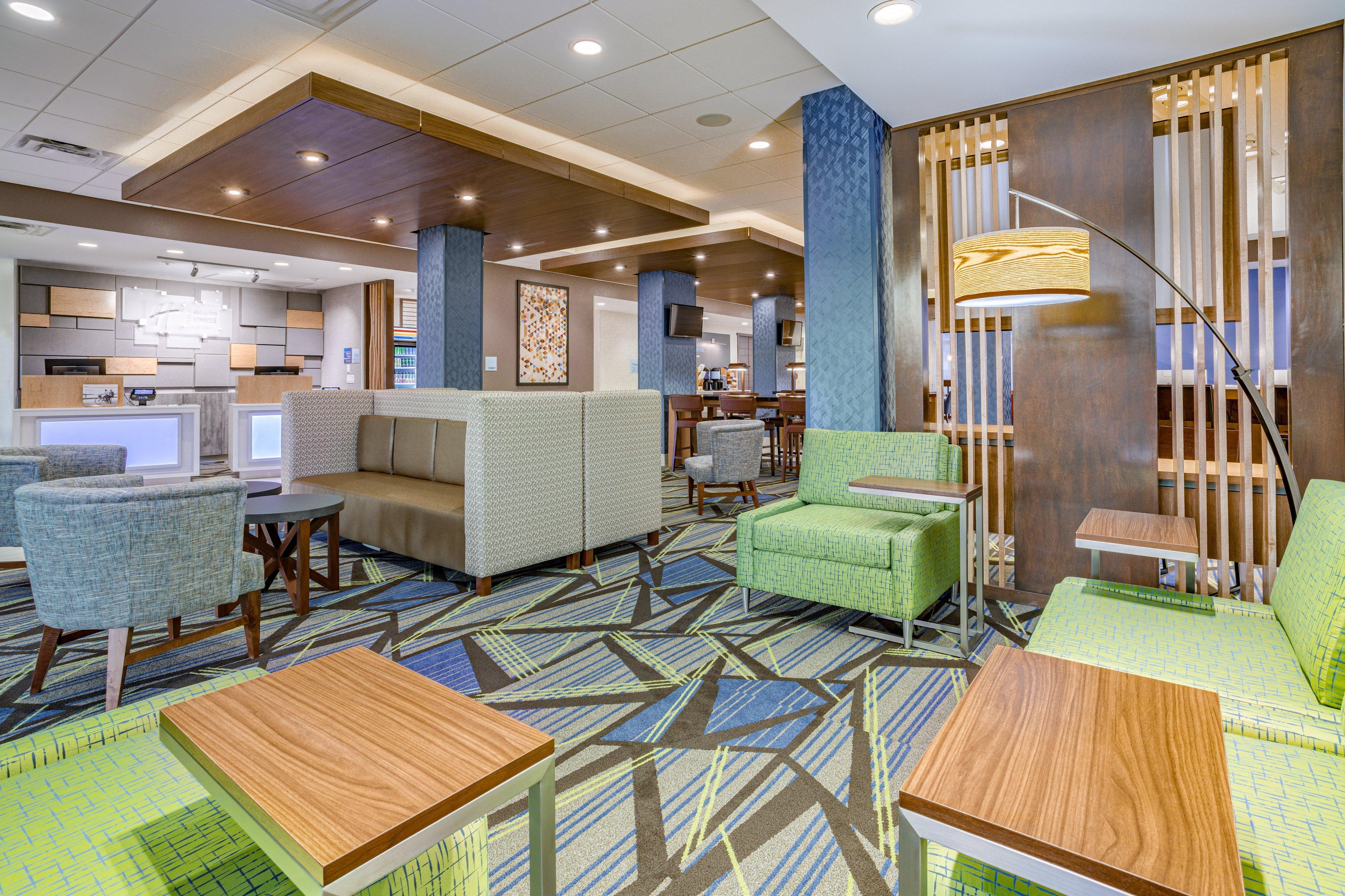 Holiday Inn Express & Suites - Elkhart North By Ihg Екстериор снимка