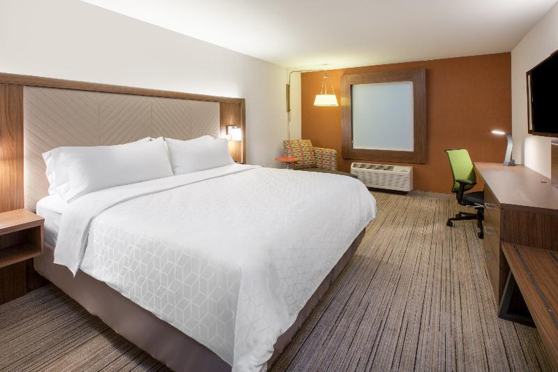 Holiday Inn Express & Suites - Elkhart North By Ihg Екстериор снимка